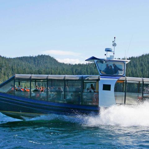 a small boat in a body of water