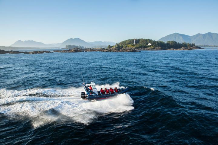a small boat in a body of water